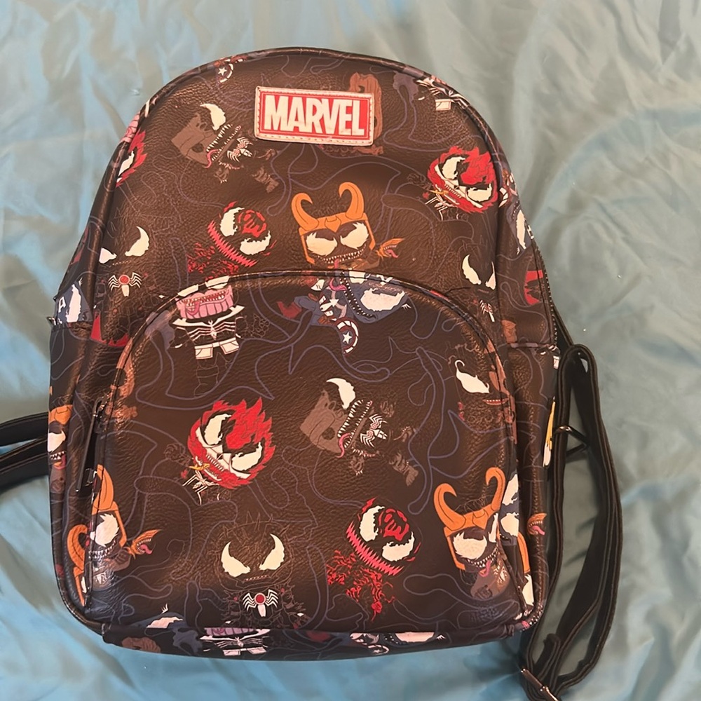 Funko pop Marvel Vemon backpack